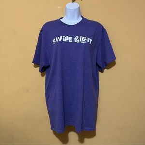 Preloved Swipe Right T-Shirt B30